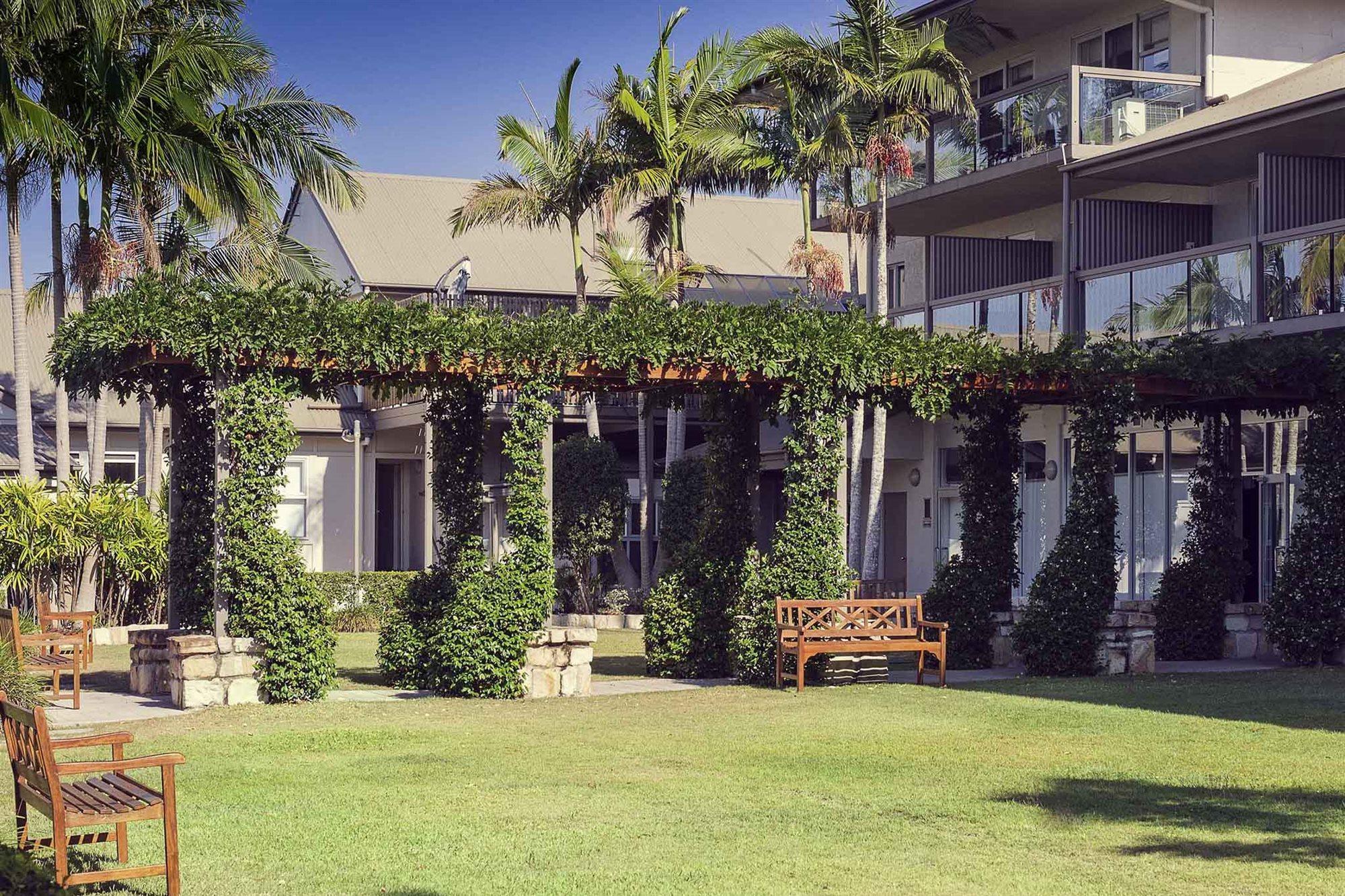 Mercure Clear Mountain Lodge Mount Samson Ngoại thất bức ảnh